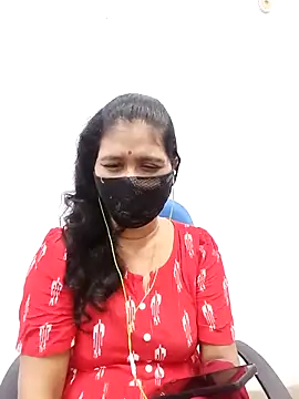 Lucky-Deepthi online show from February 18, 9:31 pm