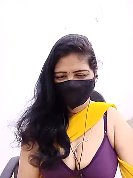 Snapshot of Lucky-Deepthi chatting on May 3, 11:22 pm Lucky-Deepthi online show from May 3, 11:22 pm