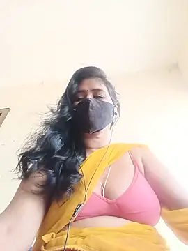 Snapshot of Lucky-Deepthi chatting on June 2, 7:54 am Lucky-Deepthi online show from June 2, 7:54 am