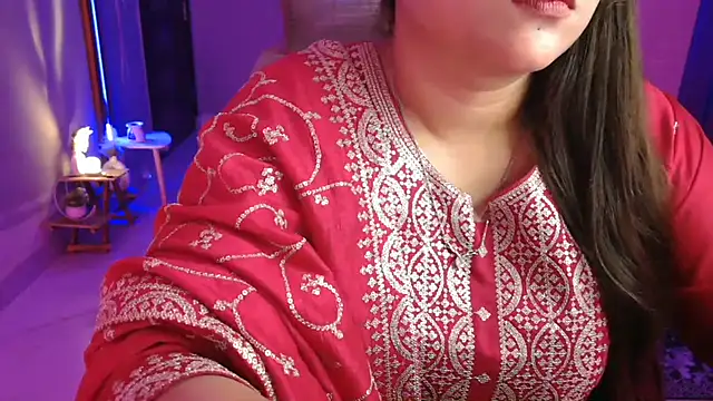 Mitikaa online show from October 31, 2:18 pm