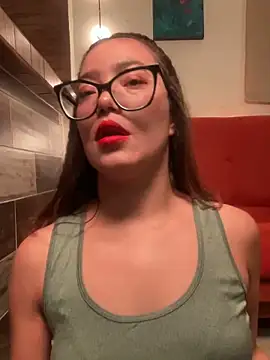 MadameNat online show from March 15, 6:14 am