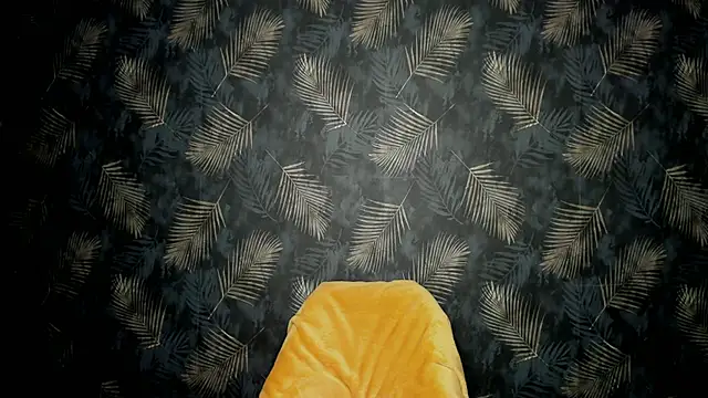 NNNoire online show from January 8, 5:59 pm