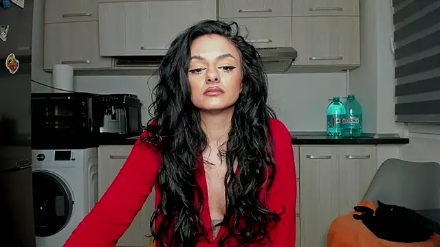 NNNoire online show from January 21, 2:48 pm