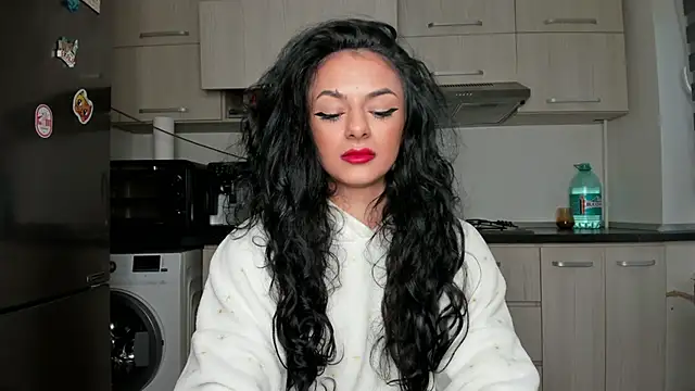 NNNoire online show from January 29, 6:22 am