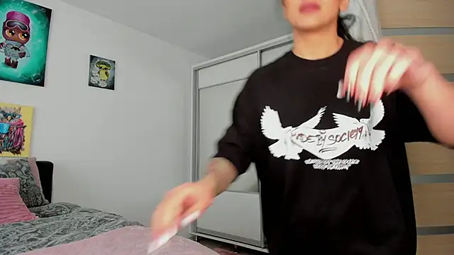 NNNoire online show from March 9, 7:12 am