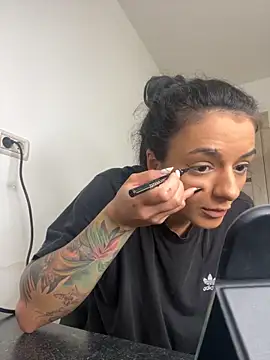 NNNoire online show from October 26, 8:09 am