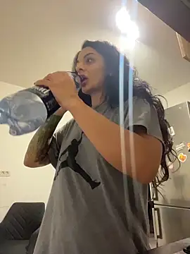 NNNoire online show from November 9, 2:48 pm