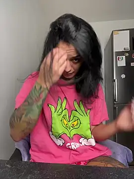 NNNoire online show from December 1, 1:16 pm