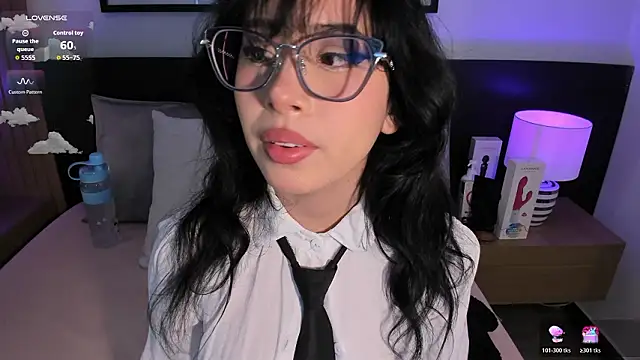 vi anaya online show from February 8, 11:57 am