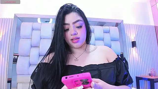 Snapshot of ashlyn_parker chatting on January 11, 7:27 pm ashlyn parker online show from January 11, 7:27 pm