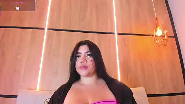 ashlyn parker online show from December 15, 8:46 pm