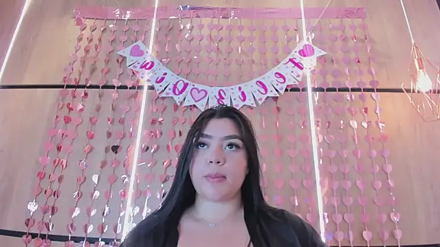 ashlyn parker online show from February 11, 8:03 pm