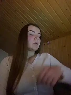 mewKate online show from March 7, 4:22 pm