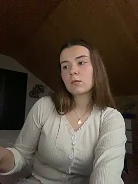 mewKate online show from March 15, 3:59 pm