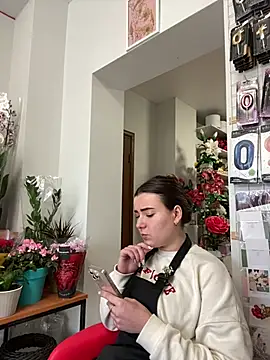 mewKate online show from March 17, 3:04 pm