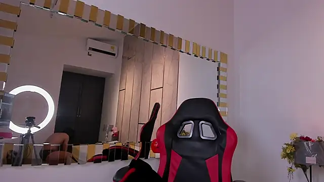 TylerBloom online show from October 14, 1:01 pm