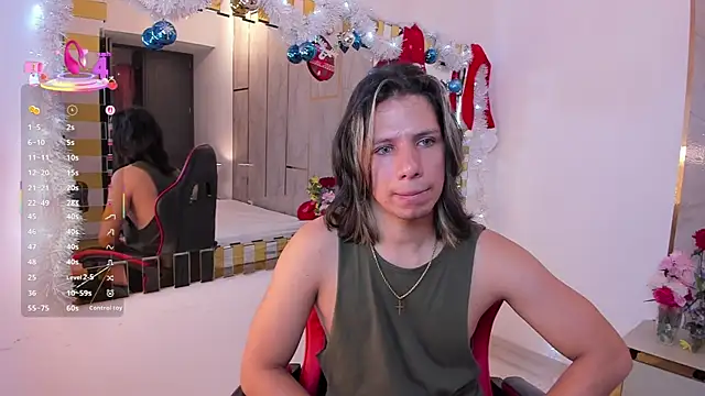 TylerBloom online show from December 19, 2:24 pm