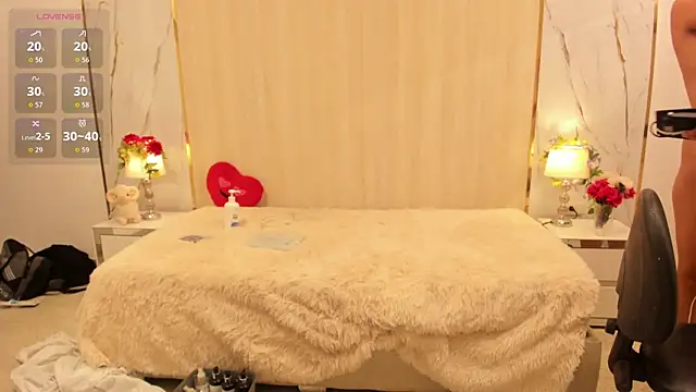 TylerBloom online show from April 21, 2:51 am