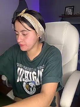 Camila pinkk online show from February 26, 5:17 pm