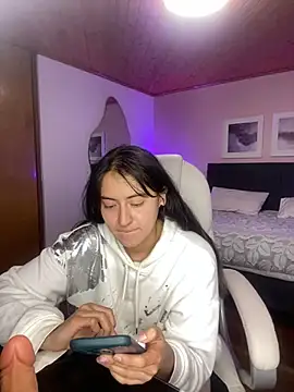 Camila pinkk online show from March 8, 5:22 pm