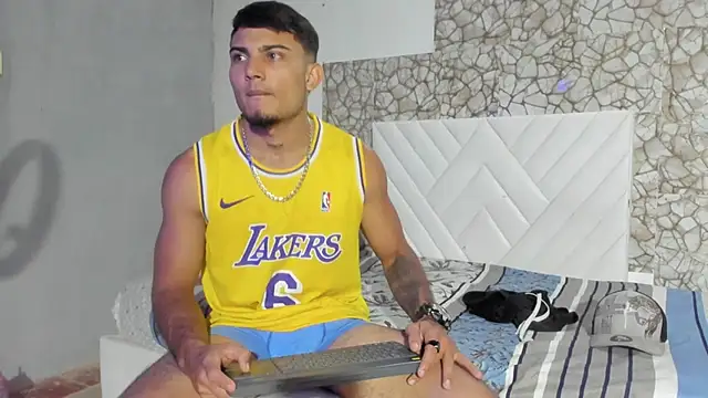 Aaron butler online show from March 4, 6:14 pm