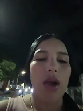 Snapshot of the_queen_of_street chatting on July 15, 12:16 am the queen of street online show from July 15, 12:16 am