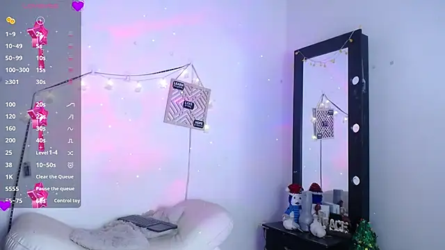 Snapshot of Yorkeidys1 chatting on November 21, 2:43 am Yorkeidys1 online show from November 21, 2:43 am