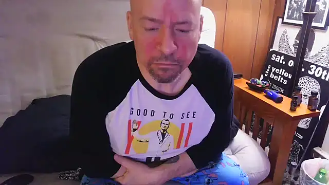 Snapshot of fractal74 chatting on January 22, 4:23 am fractal74 online show from January 22, 4:23 am