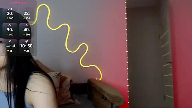 Snapshot of Harleen_Moore chatting on March 22, 10:26 pm Harleen Moore online show from March 22, 10:26 pm