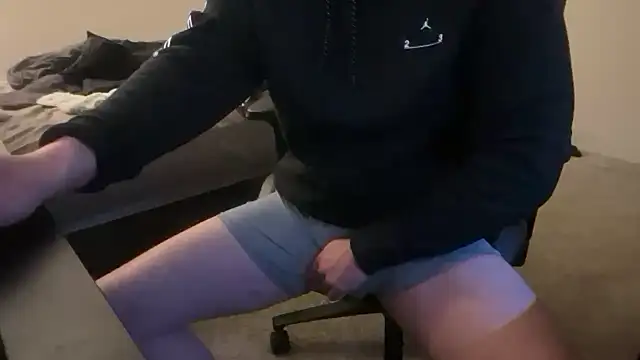 Snapshot of zadddy781 chatting on December 14, 9:14 am zadddy781 online show from December 14, 9:14 am