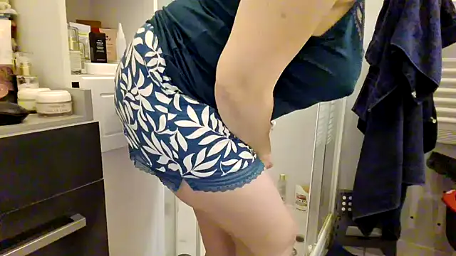 sweetinside  online show from January 13, 5:33 pm