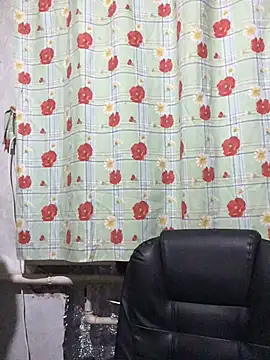 VikiiStoun online show from March 13, 10:05 pm