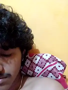 CosmicEmuu online show from January 14, 8:48 pm