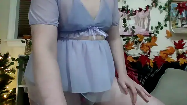 AverageRose online show from February 5, 7:13 am