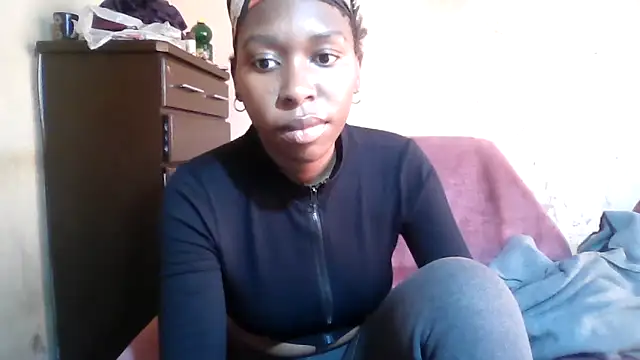 Hotdaily04 online show from September 21, 7:54 am