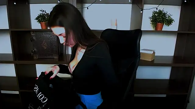 Snapshot of Lexi_Jous chatting on February 27, 1:07 pm Lexi Jous online show from February 27, 1:07 pm