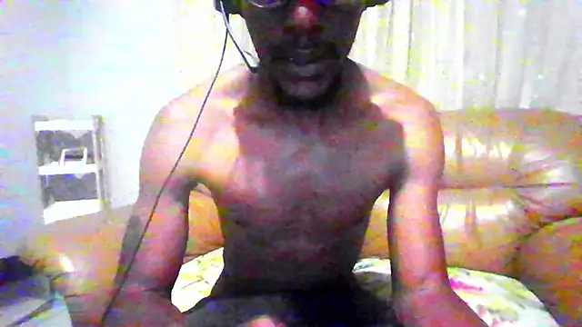 Snapshot of 1NakedTruth chatting on October 28, 7:38 pm 1NakedTruth online show from October 28, 7:38 pm