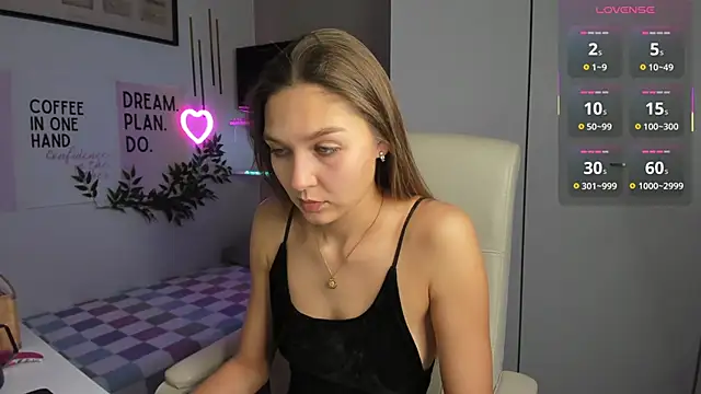 Snapshot of SofiaLolipop chatting on November 26, 1:45 pm SofiaLolipop online show from November 26, 1:45 pm