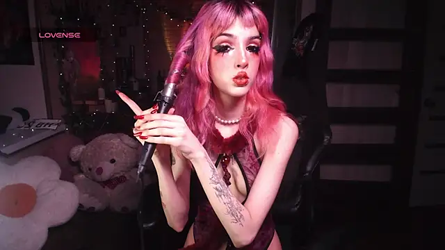 Ink  pleasure online show from March 6, 11:34 pm