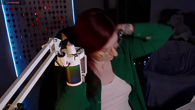 LesyaOxi online show from February 3, 7:18 am