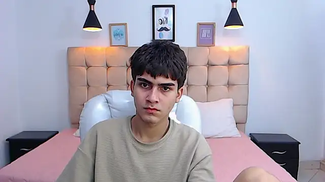 Tommy18   online show from January 17, 6:26 am