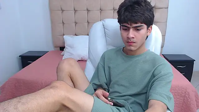 Tommy18   online show from February 7, 10:19 am