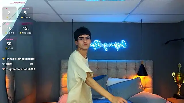 Tommy18   online show from March 21, 11:12 am