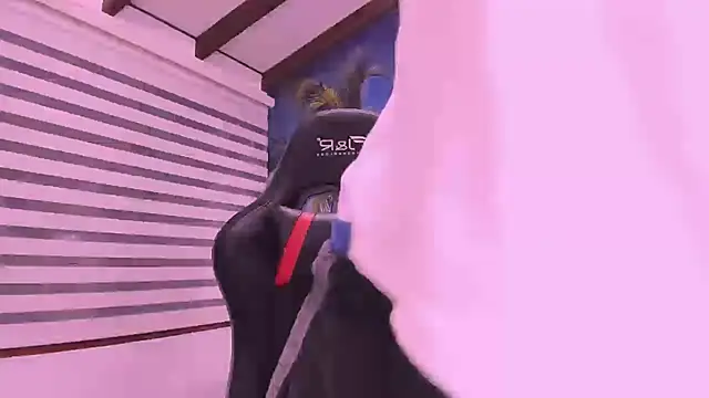 AllanYong18 online show from February 25, 2:25 am