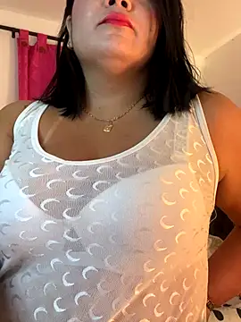 Snapshot of karla_hotgirl chatting on September 9, 1:38 am karla hotgirl online show from September 9, 1:38 am