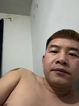 Snapshot of zxb757369 chatting on February 3, 3:27 pm zxb757369 online show from February 3, 3:27 pm