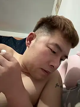 Snapshot of zxb757369 chatting on February 7, 9:26 am zxb757369 online show from February 7, 9:26 am