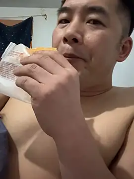 Snapshot of zxb757369 chatting on February 9, 12:52 pm zxb757369 online show from February 9, 12:52 pm