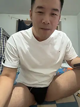 Snapshot of zxb757369 chatting on September 18, 1:35 pm zxb757369 online show from September 18, 1:35 pm