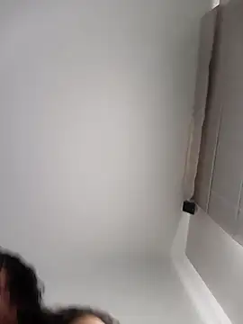 JaquiDi online show from November 12, 4:51 pm